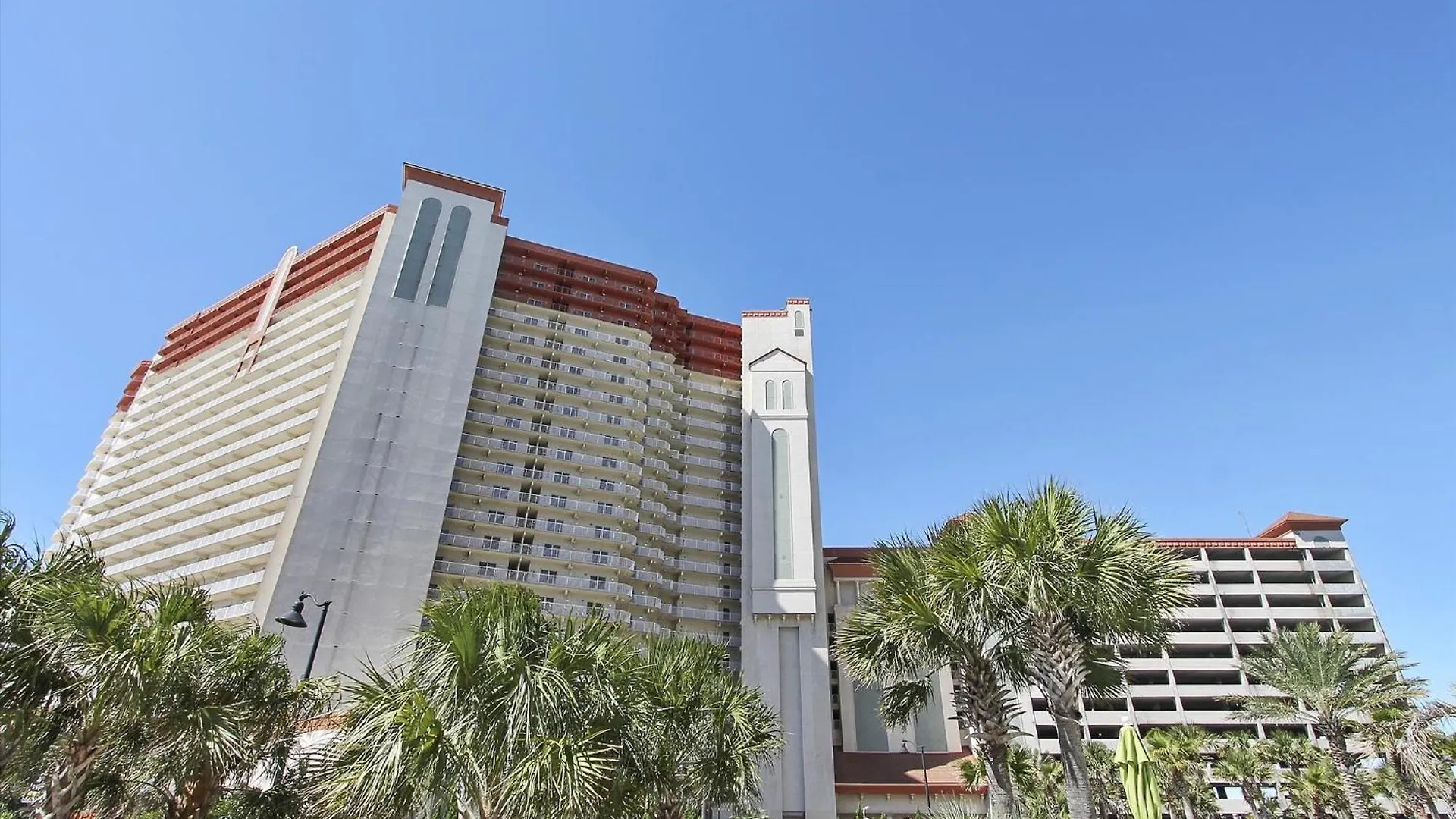 Apartment Shores Of Panama 621-Sleeps 8, Free Beach Fun! Reserved Parking Space! Condo Panama City Beach
