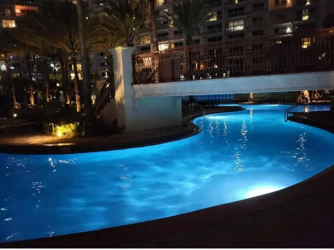 Apartment Shores Of Panama 621-Sleeps 8, Free Beach Fun! Reserved Parking Space! Condo Panama City Beach United States